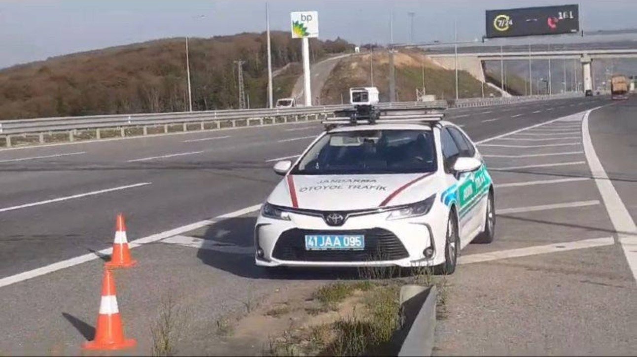 Kuzey Marmara Otoyolu’nda Hız Sınırını Aşan Sürücülere Ceza Yağdı!