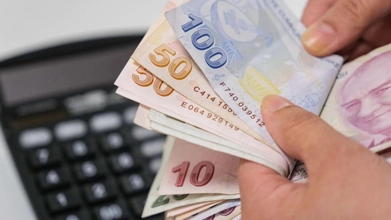 Emekli Bayram İkramiyesi 3000 TL Olarak Yatırılacak