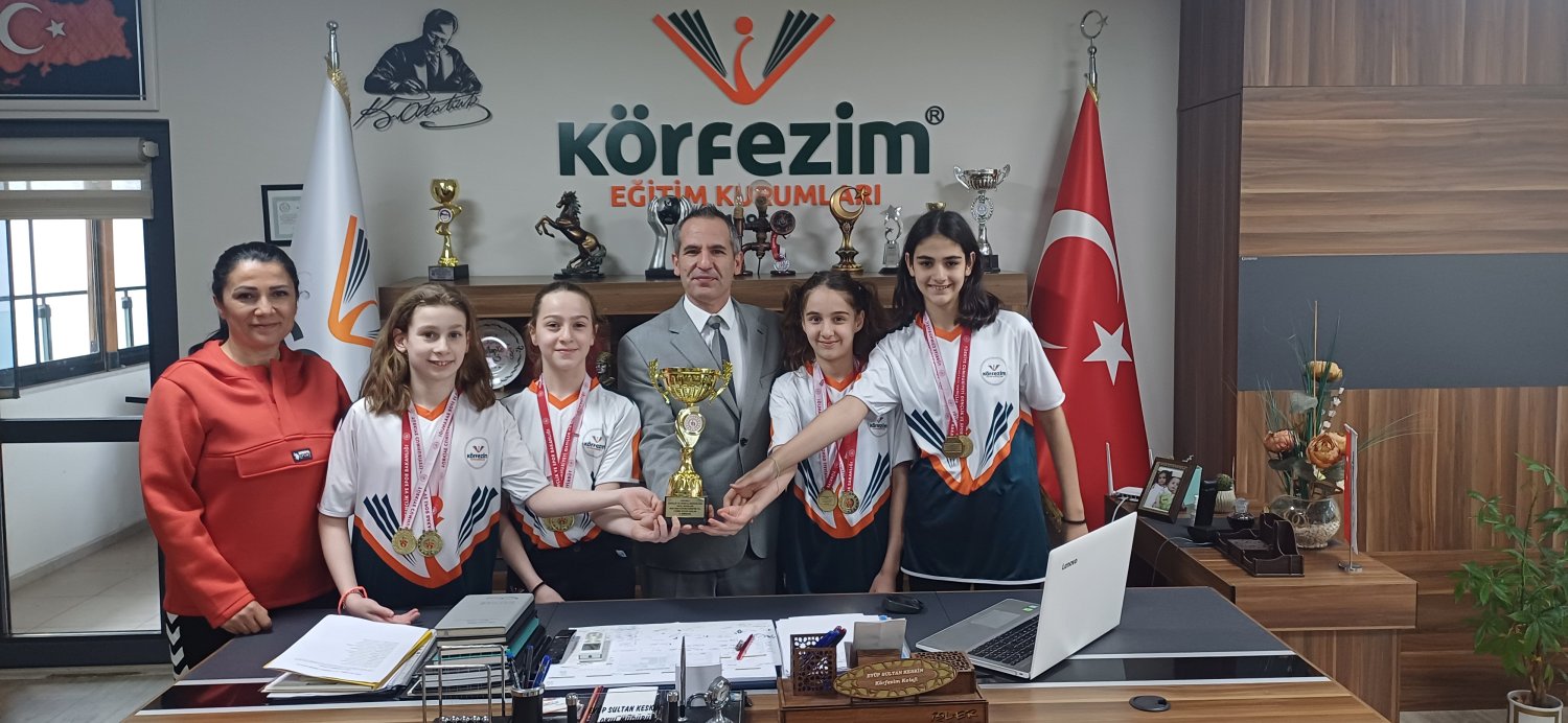 Körfezim Eğitim Kurumları’nda Yüzme Branşında Çifte Şampiyonluk Sevinci