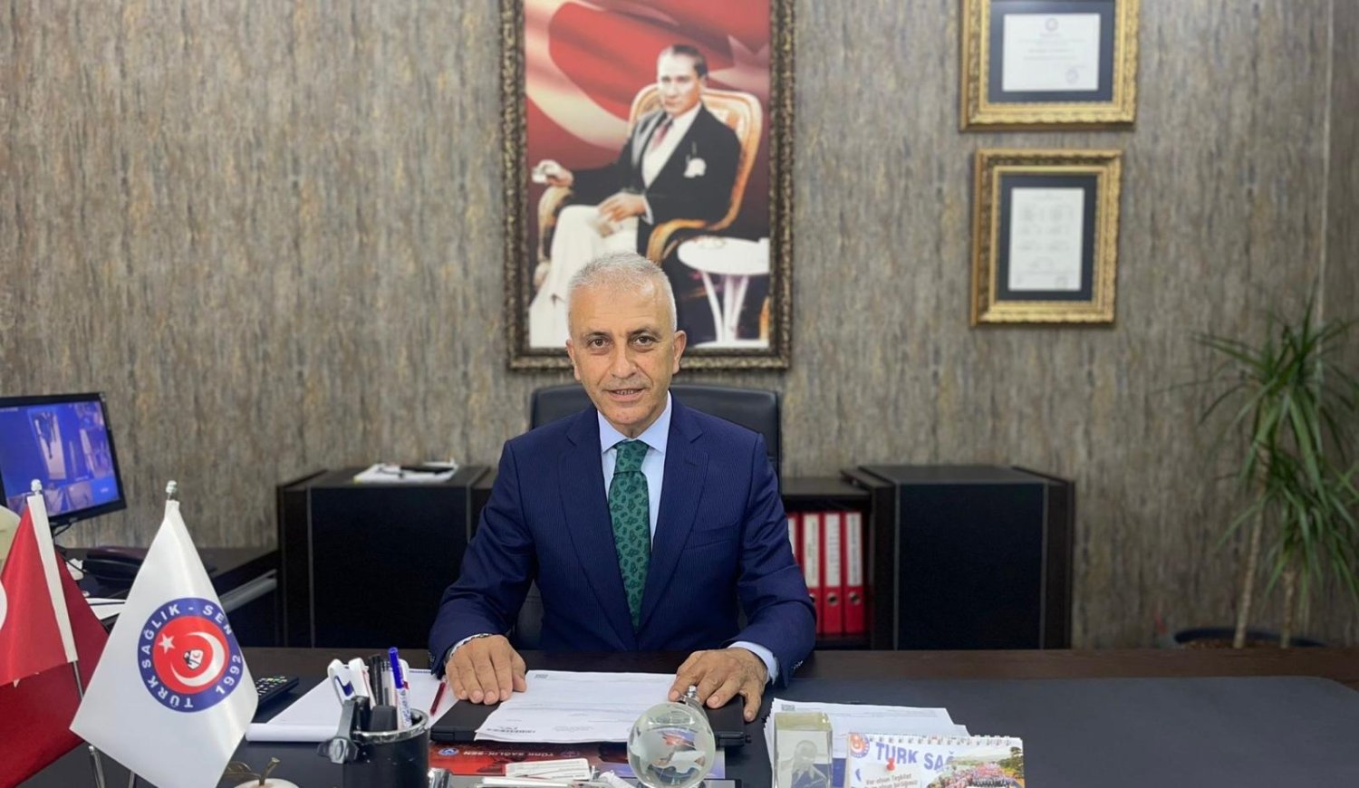 Çeker: Öncelik Memurun Alım Gücünü Yükseltmek Olmalıdır