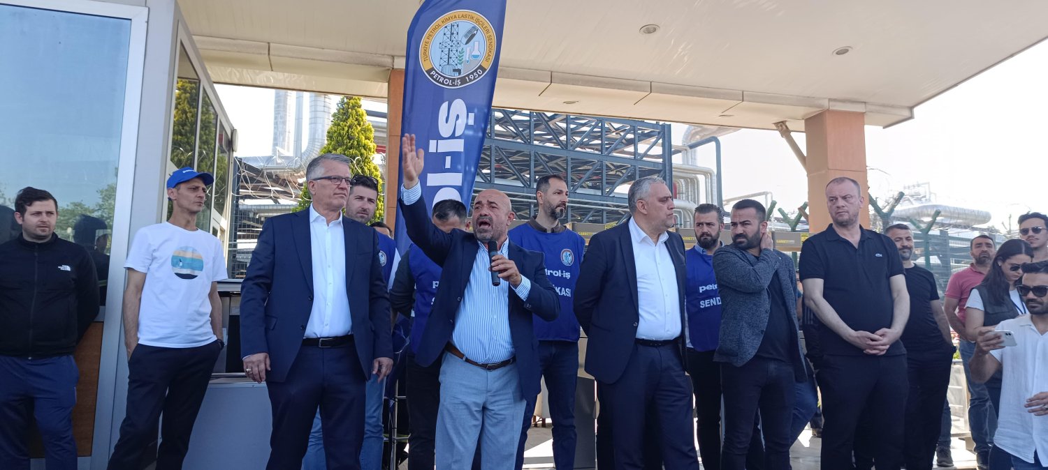 Tüpraş İşçisi Öfkeli: İşveren Sendikayı Bir Kez Daha Masaya Çağırdı!