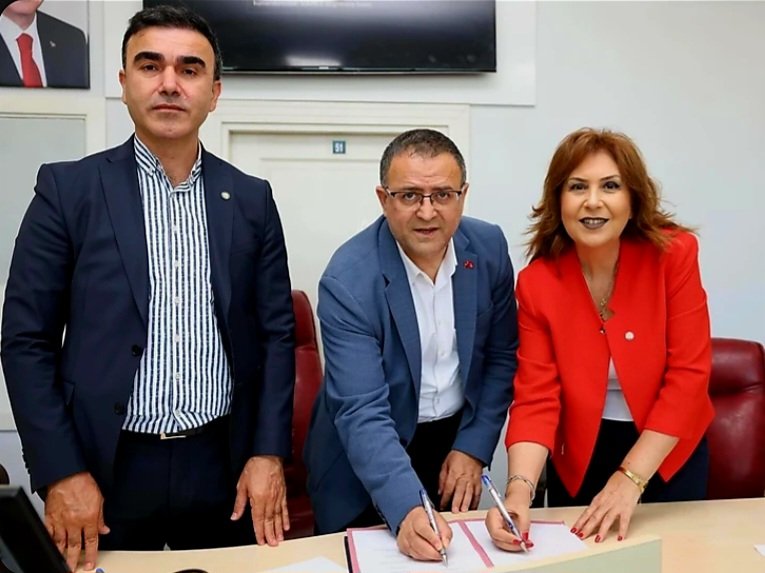 Derince'de Bir İlk: Başkan Sertif Gökçe’den Bayram İkramiyesi Ve Özel İzin