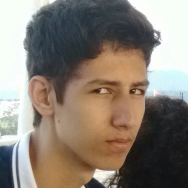 Genç Yaşta Kansere Yenik Düştü