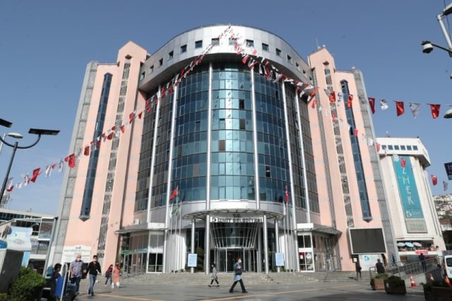 İzmit Belediyesi’nden Dolandırıcılık Uyarısı: Başkan Yardımcısı’nın Adıyla Arayanlara İtibar Etmeyin