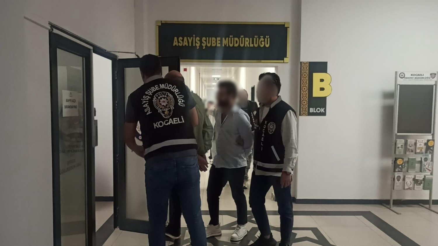 Derince’de Otomobil Hırsızlığına Karışan 4 Şüpheli Tutuklandı