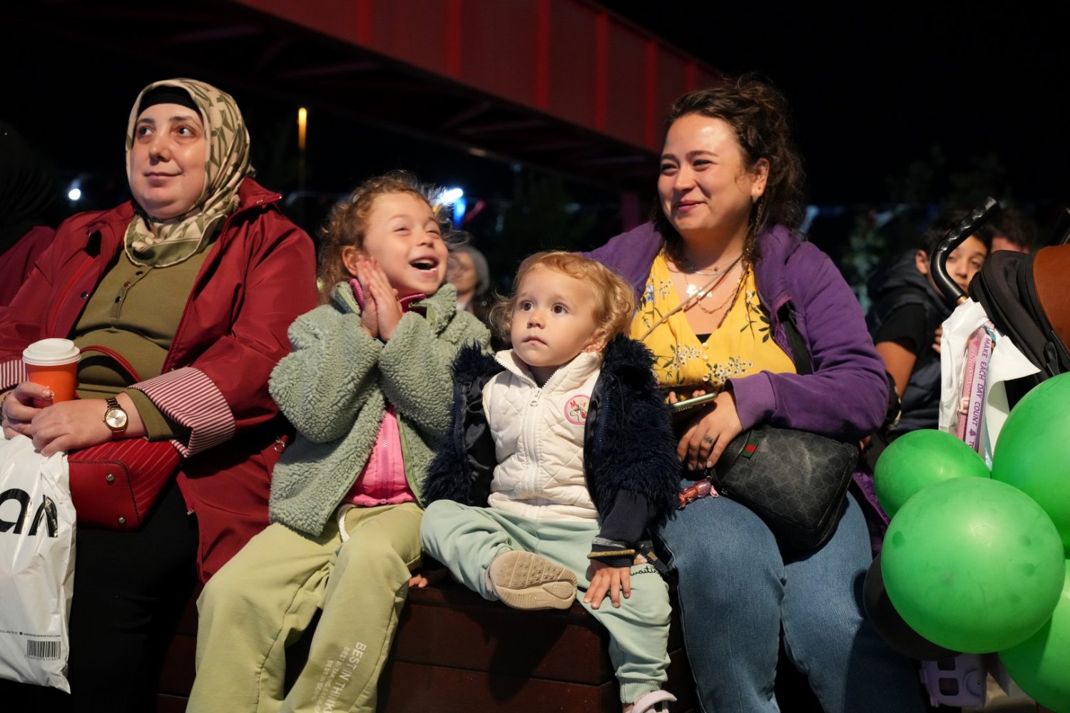 Hababam Sınıfı Açık Havada Kahkahalarla İzlendi