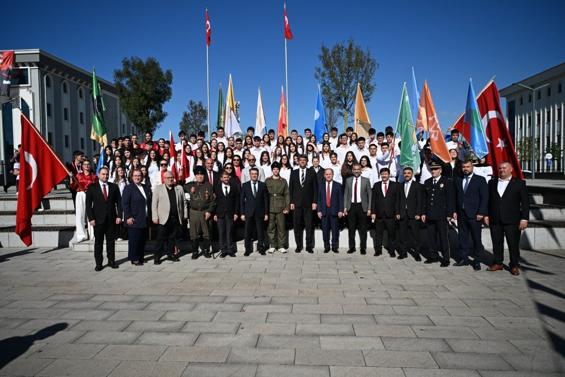 Kartepe’de 29 Ekim Coşkusu