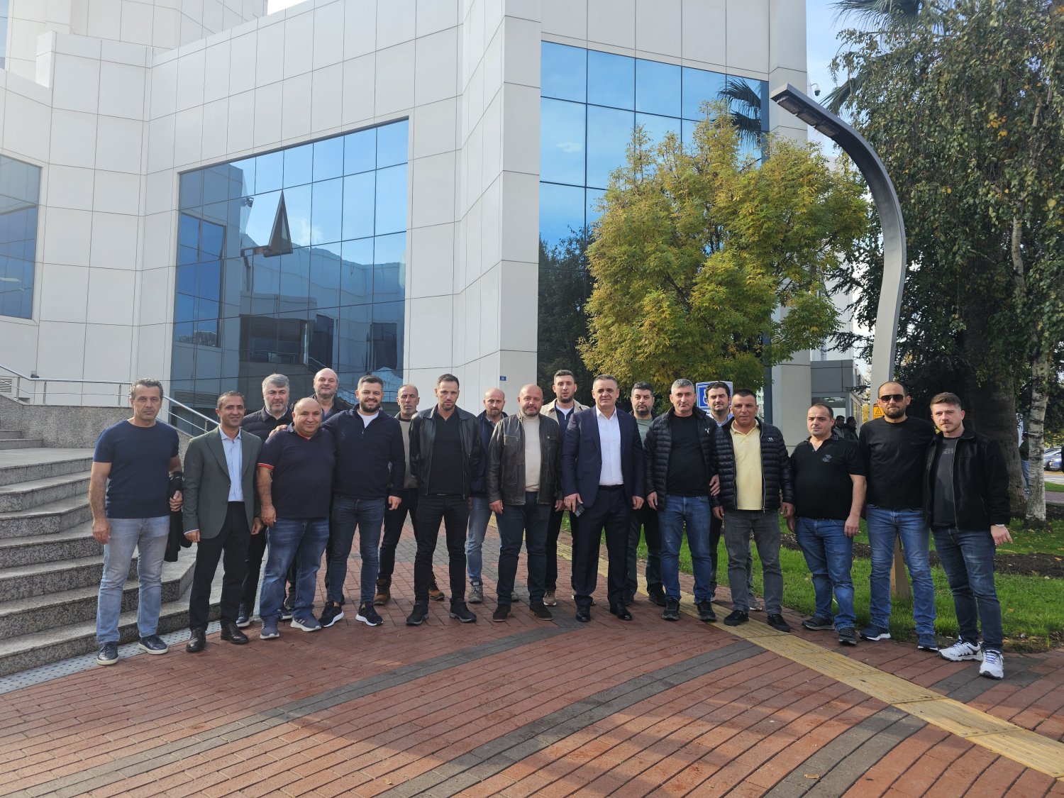 Subaşı: Bankalar Tiyatro Oynamasın, İşçimizi Mutlu Edecek Teklif Bekliyoruz! 