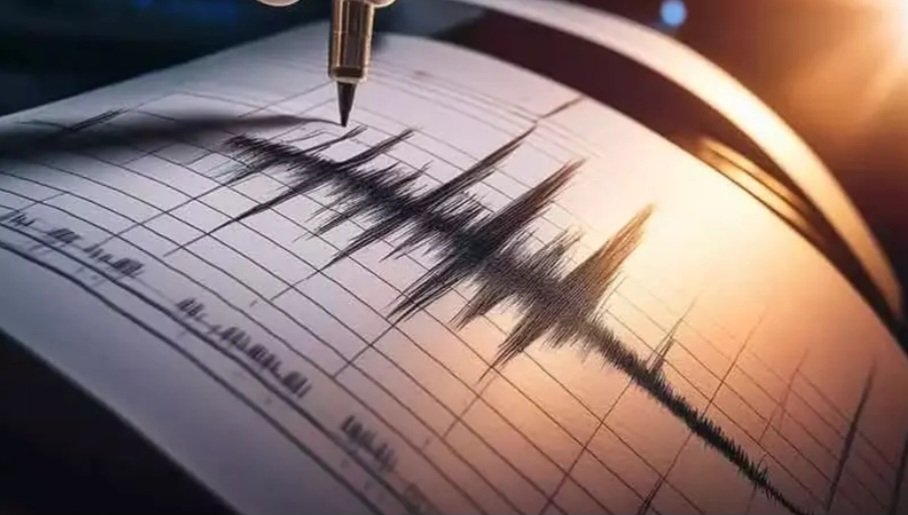 Balıkesir Sındırgı’da 4.9 Büyüklüğünde Deprem: Kısa Sürdü, Panik Yarattı