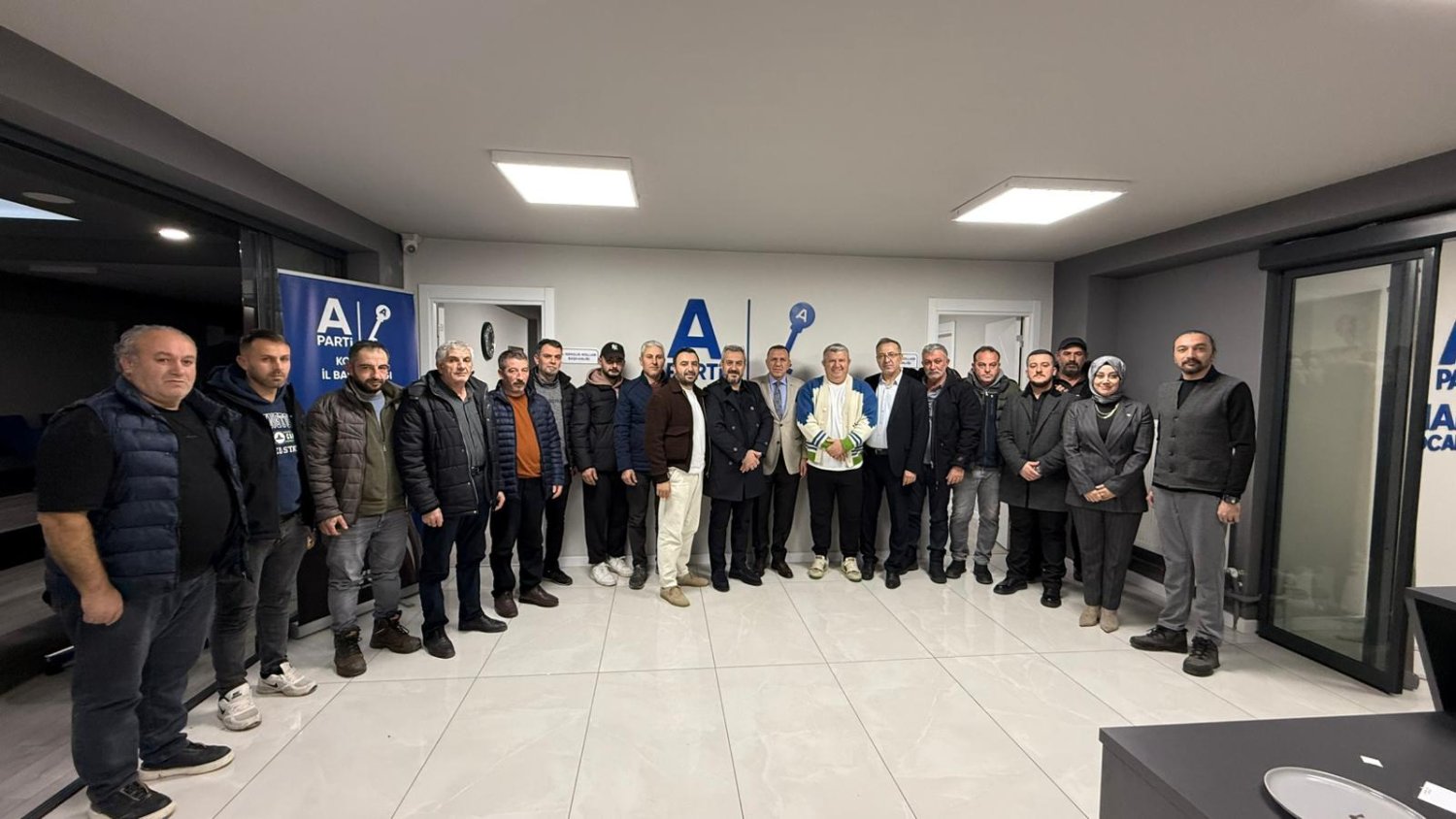 Anahtar Parti De Hedef 100 Bin Üye