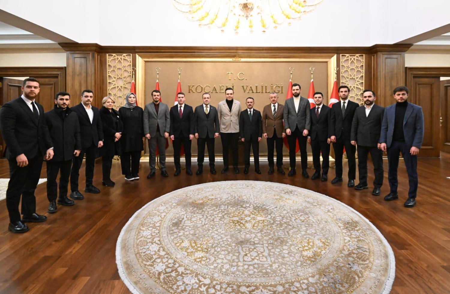  AK Parti Gençlik Kolları Genel Başkanı Yusuf İbiş’ten Vali İlhami Aktaş’a Ziyaret