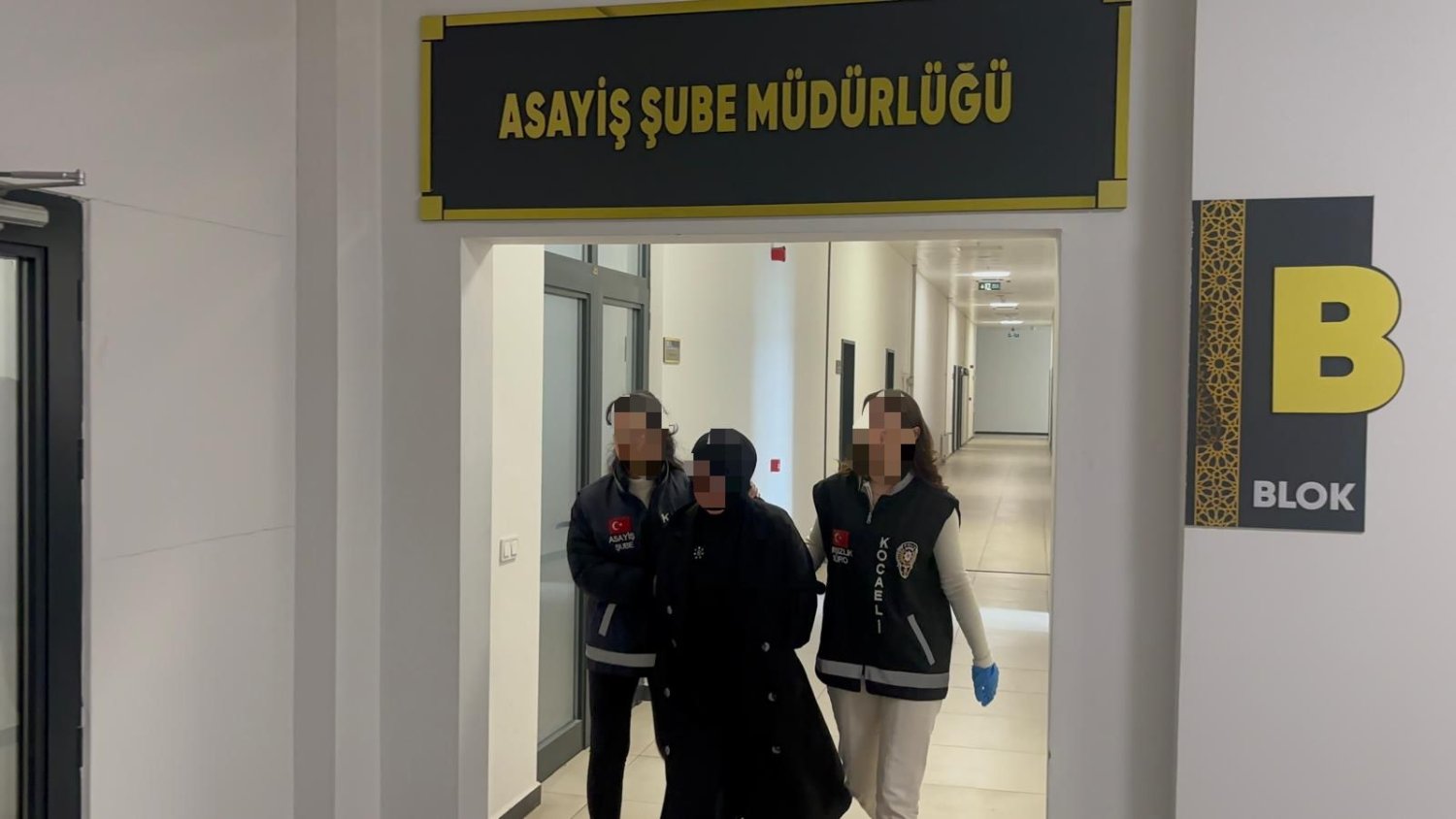 Adliye Önünde İşlenen Cinayet Şüphelisi  Kadın Tutuklandı