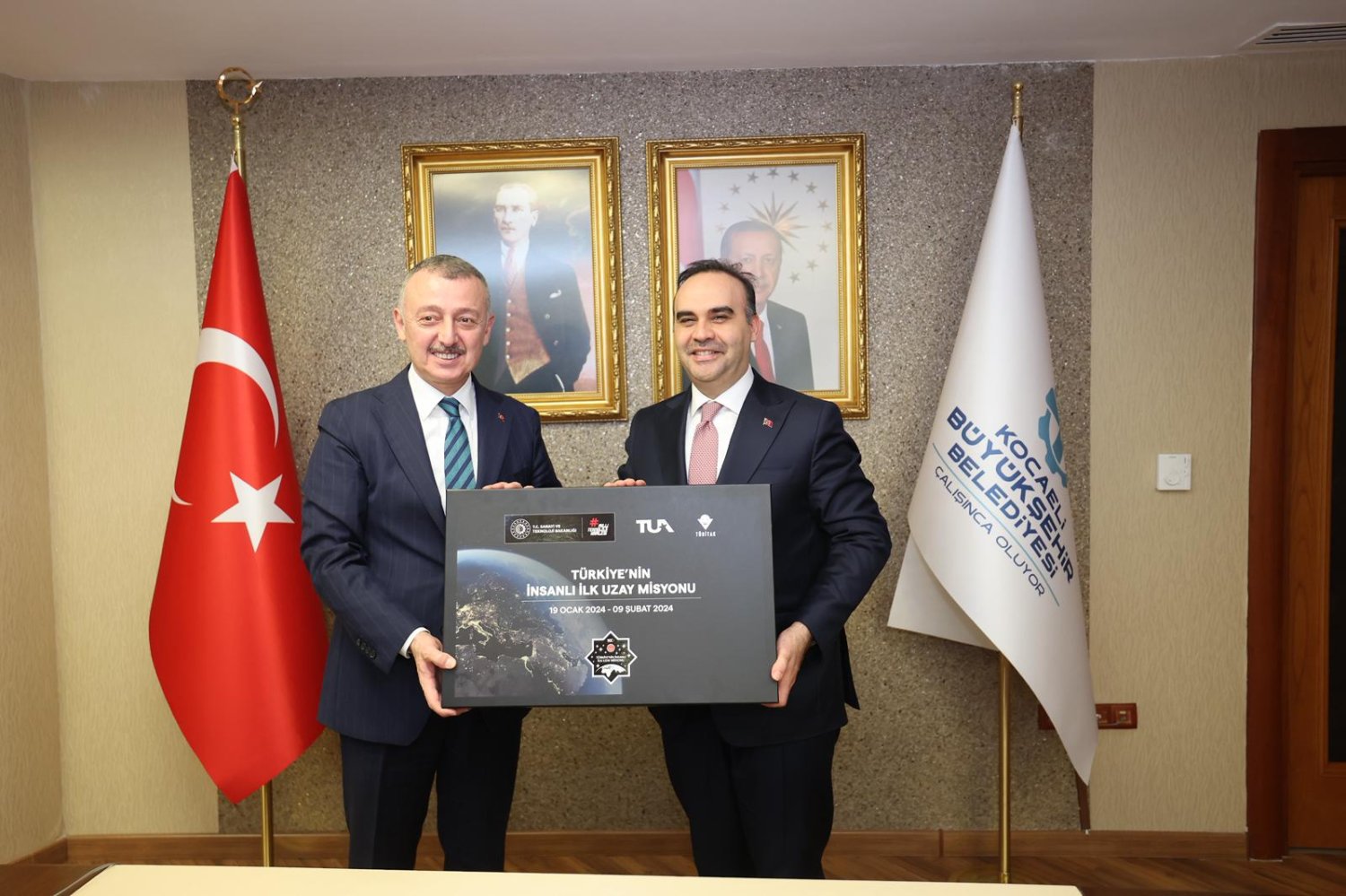 Bakan Kacır’dan Büyükşehir’e Ziyaret