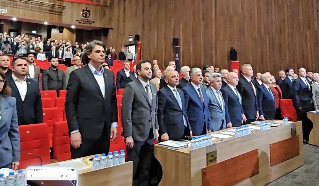 Büyükşehir Meclisi’nde Hüzünlü Açılış