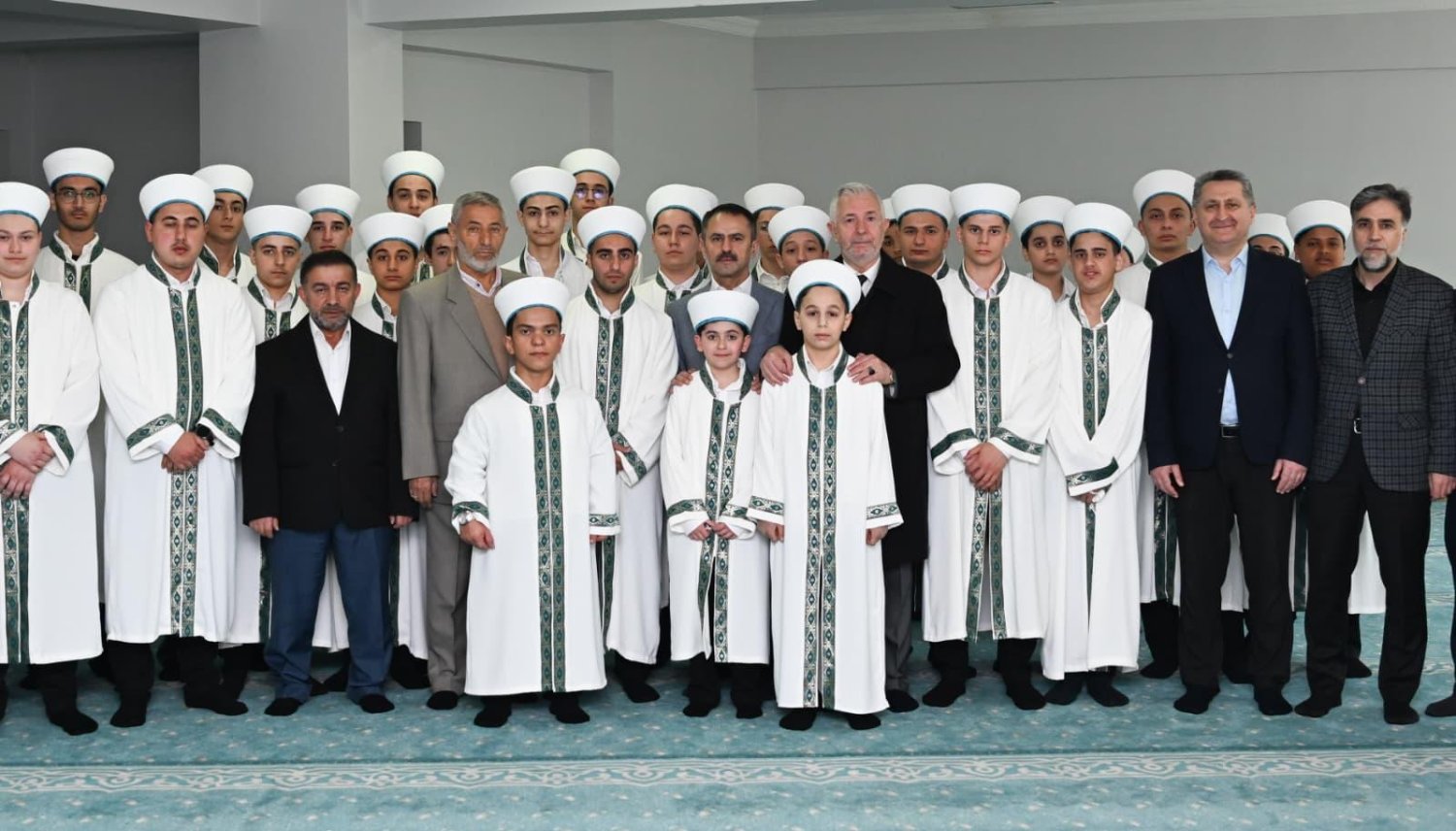 Vali Aktaş, 43 Hafızın İcazet Heyecanına Ortak Oldu