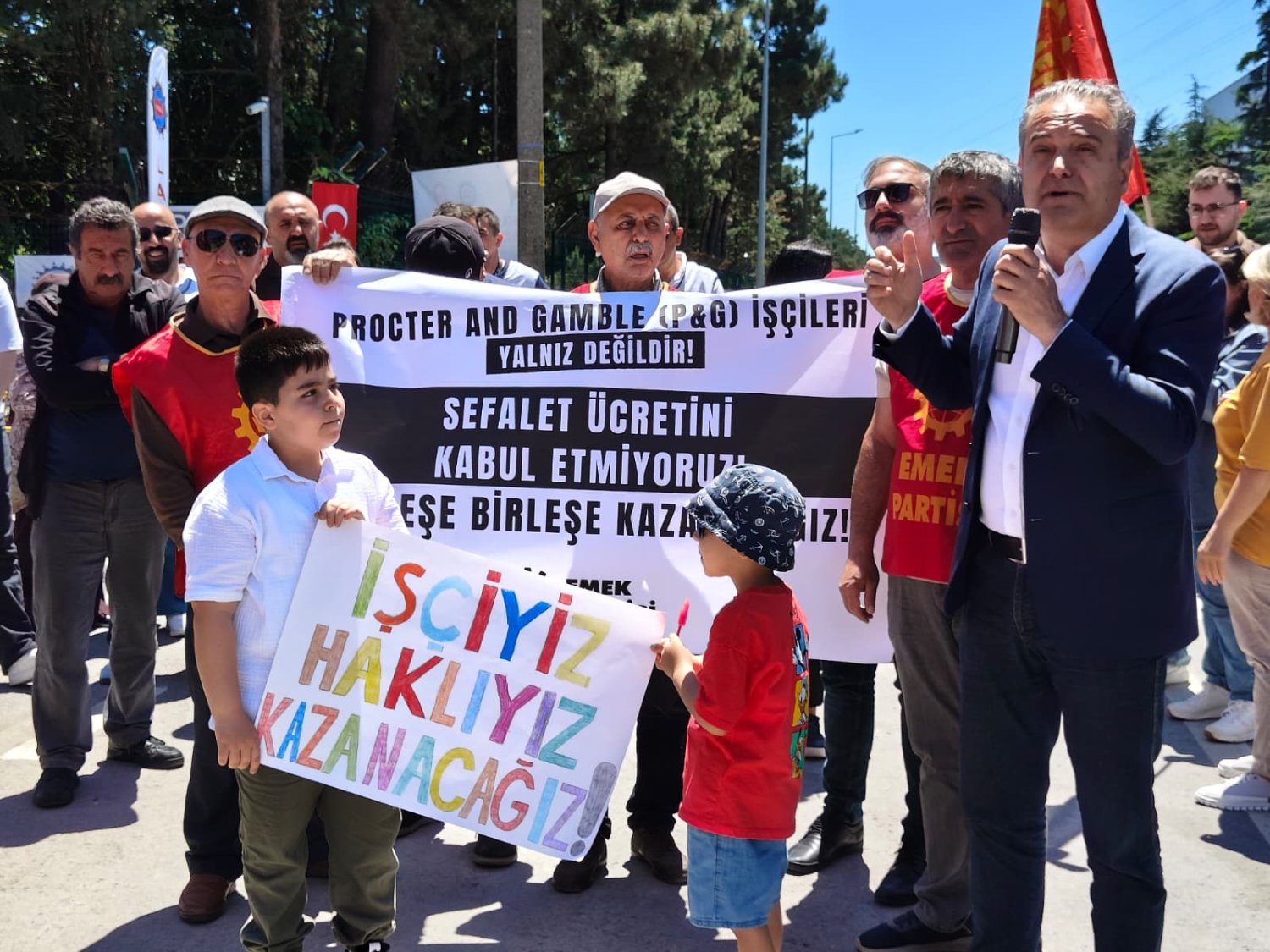 Bayramı Grev Çadırında Geçirdiler