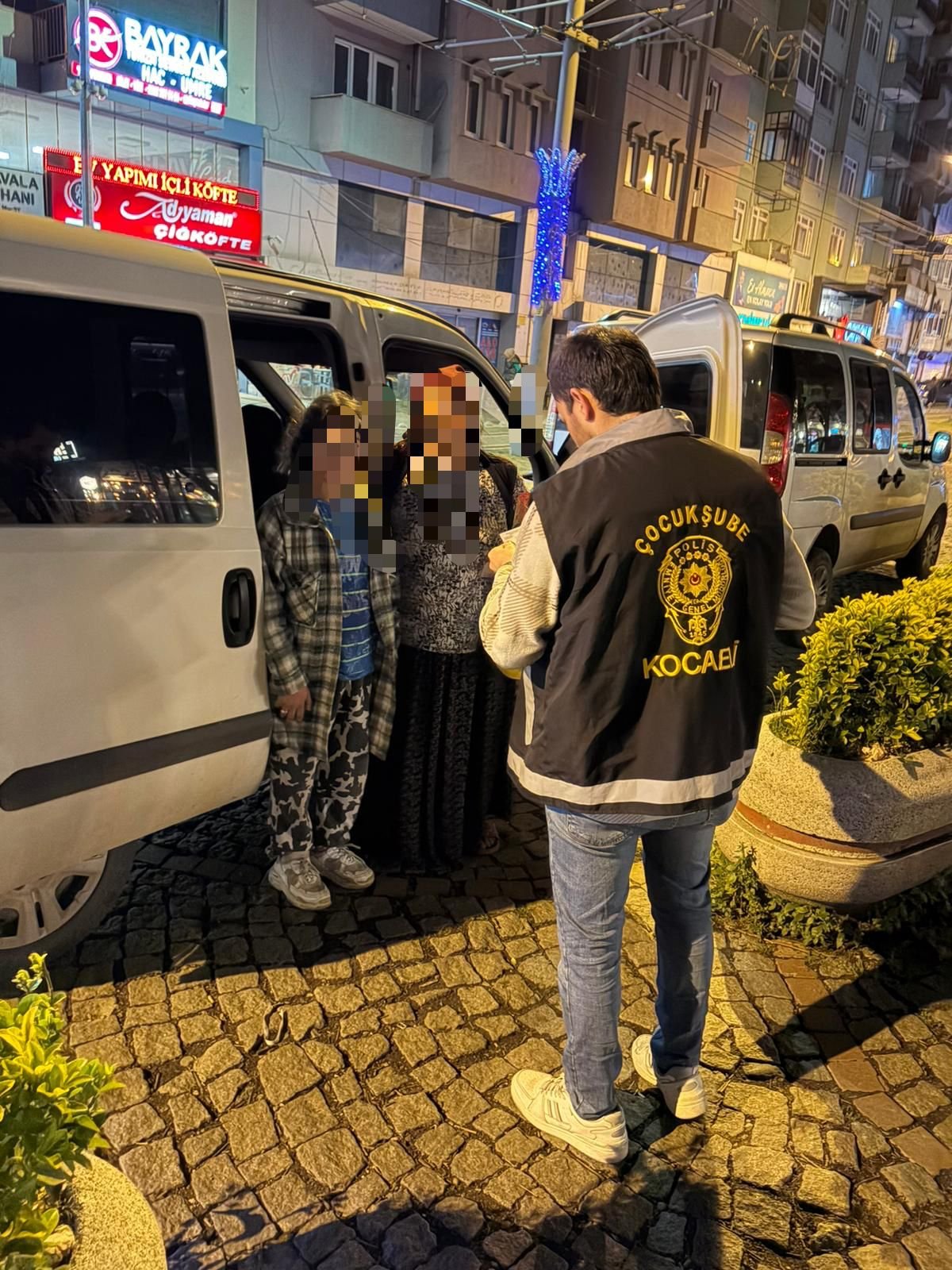 Çocuklar İçin Güvenli Okul Mesaisi