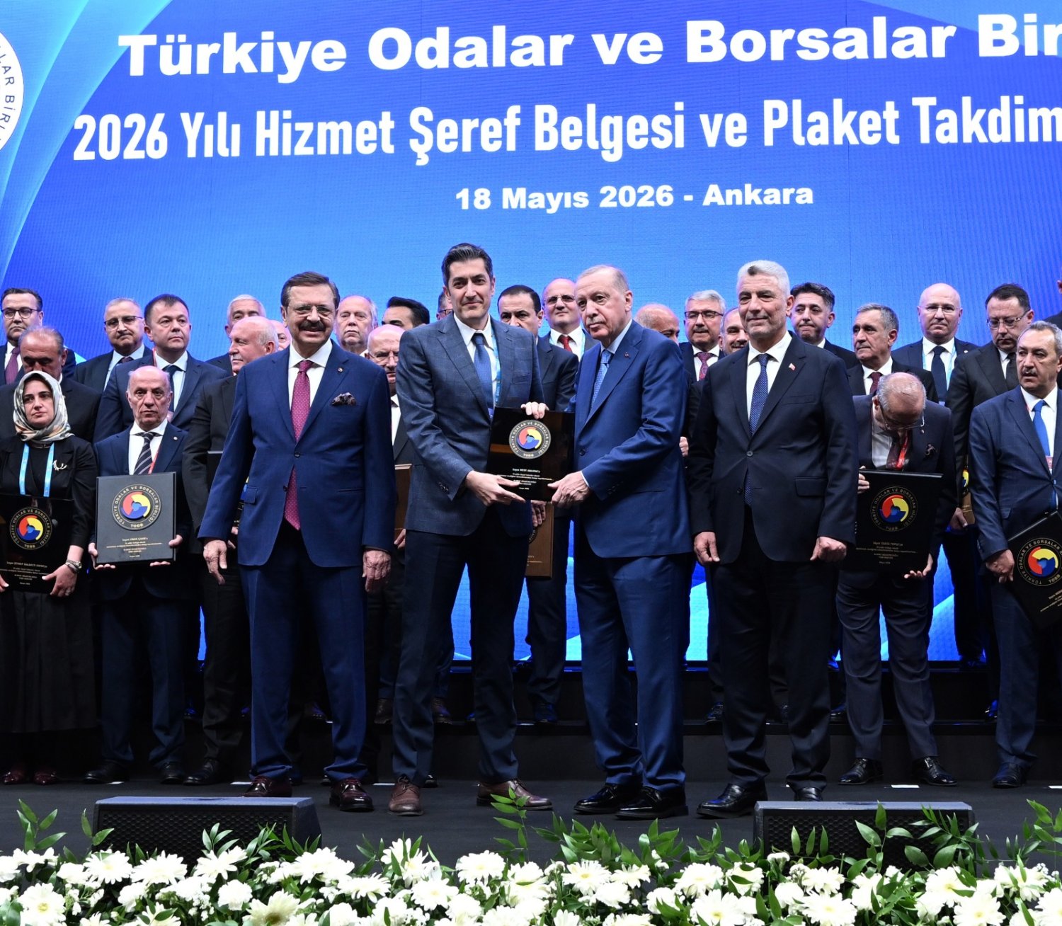 Genel Sekreter Anlıpak’a TOBB Hizmet Şeref Plaketi