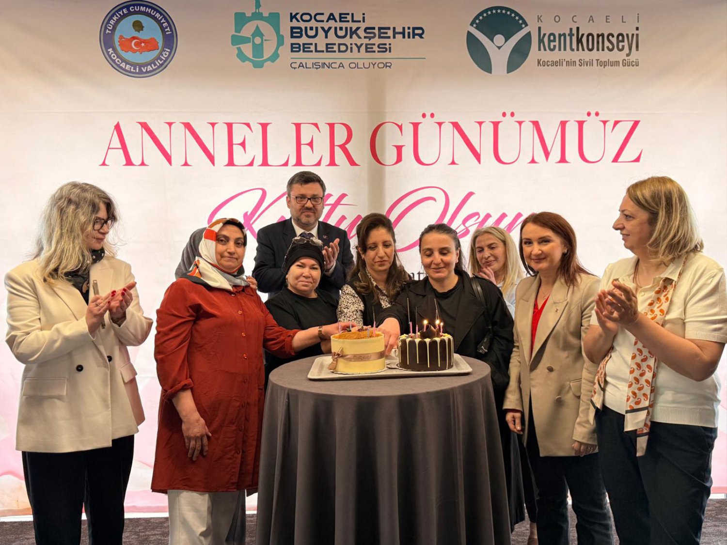 Kocaeli Valiliği Ve Kent Konseyi’nden Fedakâr Annelere Vefa Programı