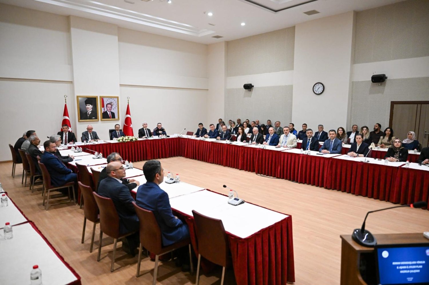 Roman İl Eylem Planı Hazırlık Çalıştayı Vali Aktaş Başkanlığında Gerçekleştirildi