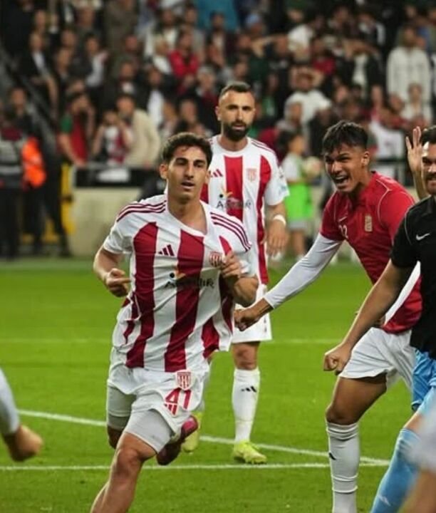 İzmit’in Yetiştirdiği İsim Radarda