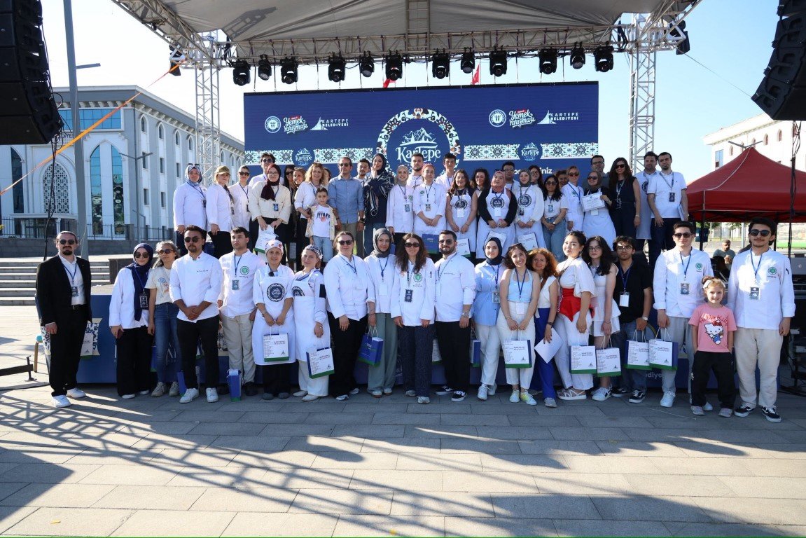 Kartepe’nin En Lezzetli Tabakları Yarıştı