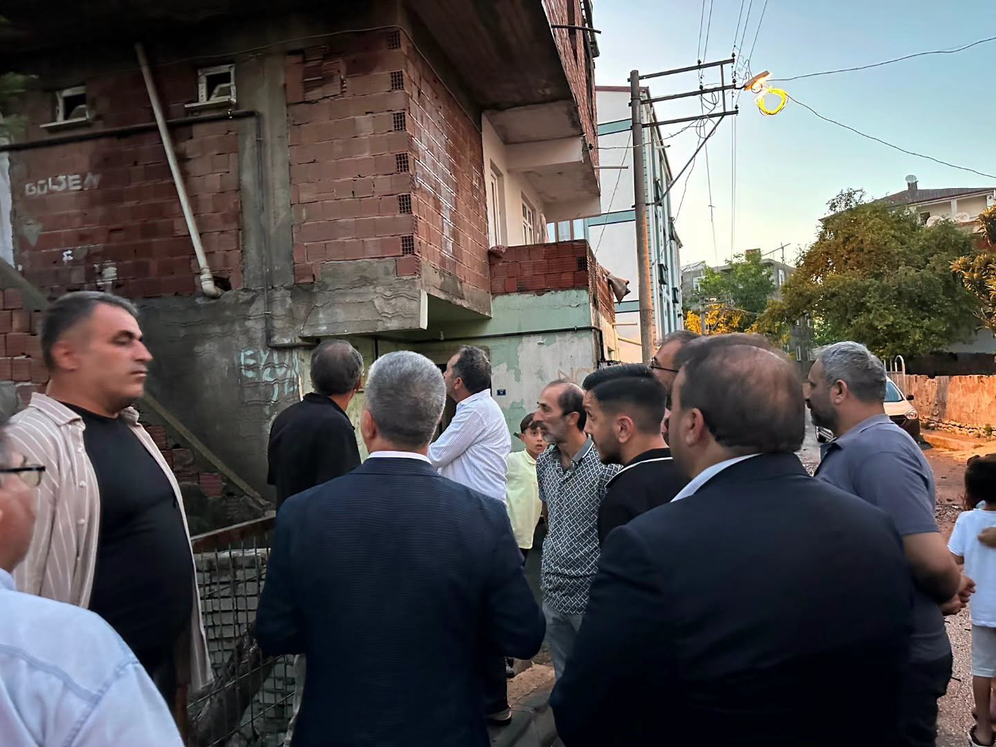 Başkan Ömeroğlu'ndan Yangın Mağduru Aileye Geçmiş Olsun Ziyareti