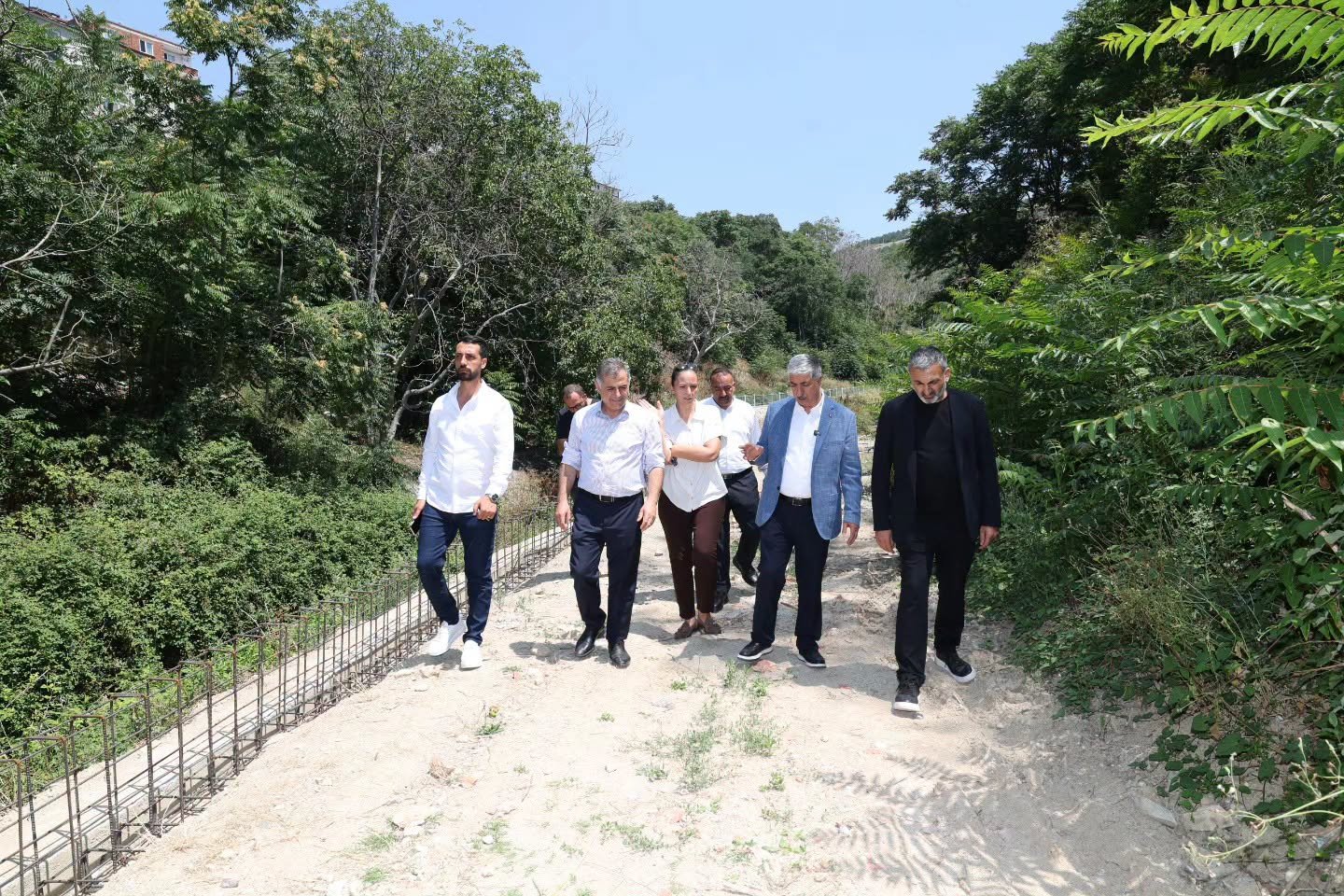 Dilovası'na Yeni Nefes: Eynerce Deresi Çevresine Modern Yürüyüş Ve Mesire Alanı