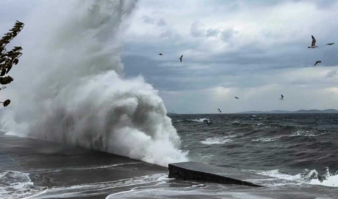 Meteoroloji Uyardı: Kocaeli'de Kuvvetli Rüzgar Ve Fırtına Bekleniyor
