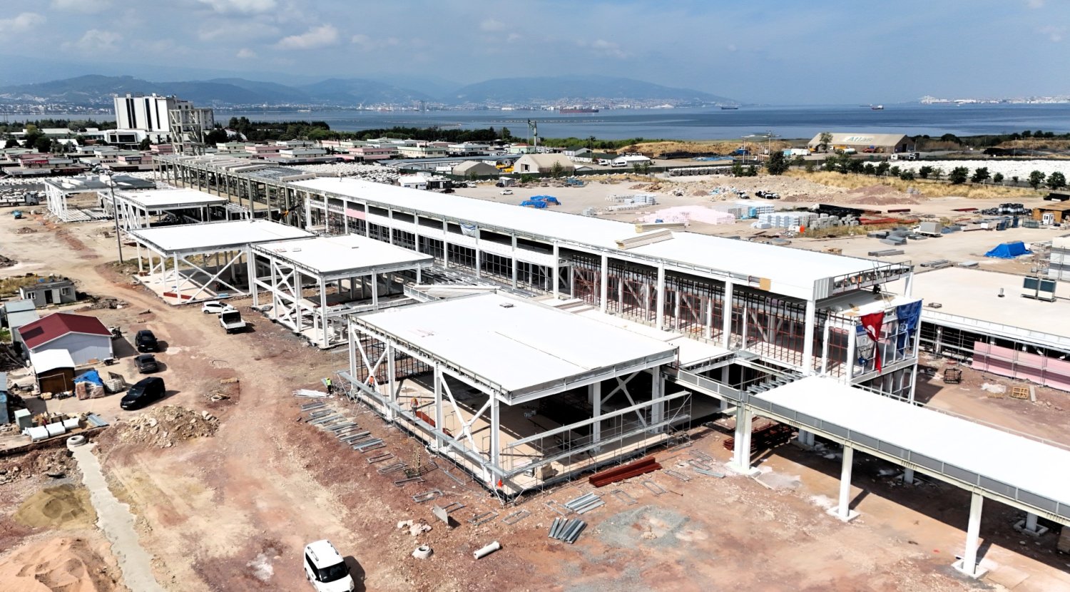 Yeni Yaşam Merkezinde İlerleme Yüzde 60’a Ulaştı