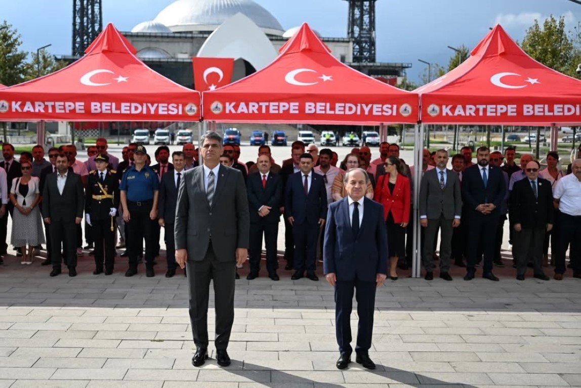 Kartepe’de 30 Ağustos Zafer Bayramı Coşkuyla Kutlandı