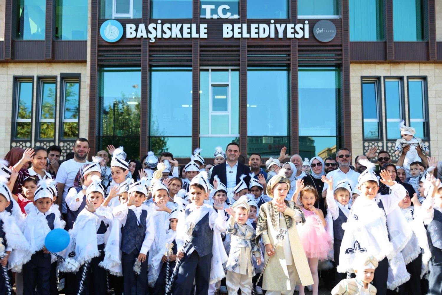 Başiskele’de Çocukların Sünnet Sevinci Şölen İle Taçlandı