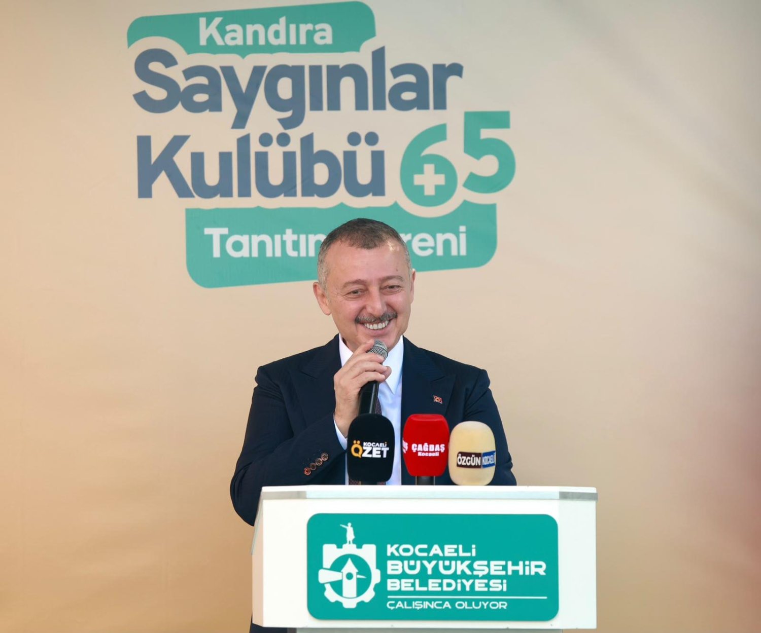 Büyükakın: Biz Büyüklerimizi Sayarak Büyüdük